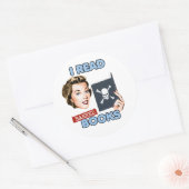 Sticker Rond Retro je lis des livres interdits (Enveloppe)