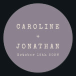 Sticker Rond Rétro minimaliste Dusty Purple Mariage de machine<br><div class="desc">Police minimaliste Retro Mariage personnalisé Sticker rond classique en bleu foncé</div>