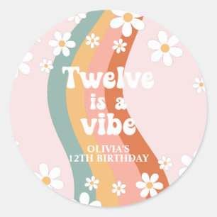 Sticker Rond Retro Rainbow Twelve est une ambiance Daisy 12e an