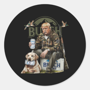 Sticker Rond Retro Trump Chasse Au Cerf Drôle Boire De La Bière