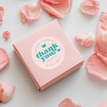 Sticker Rond Retro Union rose et Merci Mariage Turquoise<br><div class="desc">Police d'inspiration rétro "Merci" avec les coeurs,  dans des couleurs modifiables pour l'arrière - plan et les graphiques.</div>