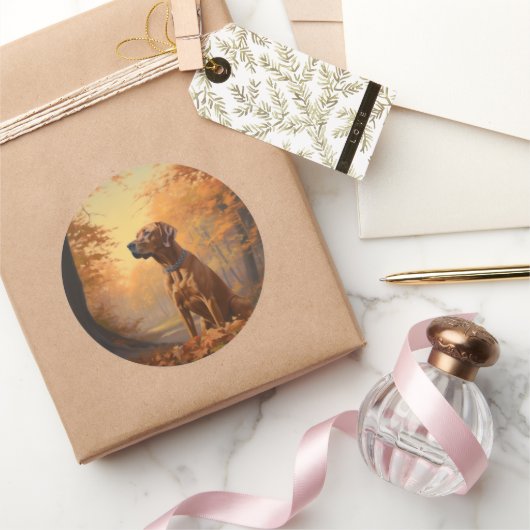 Sticker Rond Rhodesian Ridgeback à l'automne Feuilles automne I (Cadeaux)