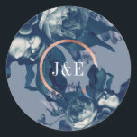 Sticker Rond Rose de marine Gold Antique Bouquet Mariage<br><div class="desc">Antique rose de marine pour un merveilleux autocollant de mariage à thème bohème. Floraux de style vintage. Roses et florneurs de la marine. Mariage Boho élégant. Un design élégant et formel en fleurs pour votre autocollant mariage ou étiquette pour un mariage d'inspiration boho. Des roses antiques entourent votre autocollant ou...</div>