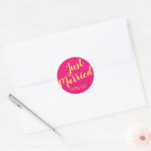 Sticker Rond Rose Script Moderne Mariés (Enveloppe)