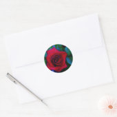 Sticker Rond Roses rouges aux tons bleus (Enveloppe)