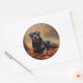 Sticker Rond Rottweiler dans les feuilles d'automne automne aut (Enveloppe)