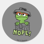 Sticker Rond Rue Sésame | Oscar le Grouch Nope! (Devant)