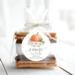 Sticker Rond Rustic Fall Floral Citrouille S'More Love Favorise<br><div class="desc">Utilisez ces stickers d'amour s'more sur de savoureux paquets de faveurs s'more ! Facile à modifier le nom et l'événement. Idéal pour baby showers,  douches nuptiales et mariages ! Voir toute la collection Rustic Fall Floral Citrouille pour plus d'articles correspondants !</div>