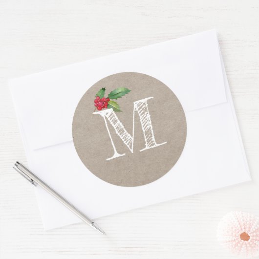 Sticker Rond Rustic Kraft Christmas Holly Monogram Initial (Enveloppe)