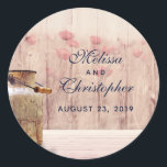 Sticker Rond Rustic Milk<br><div class="desc">sticker mariage avec un thème rustique de campagne. Une vieille boîte de lait rouillé avec du blé et des fleurs roses défraîchies dans l'arrière - plan dressé contre un panneau de bois faible.</div>