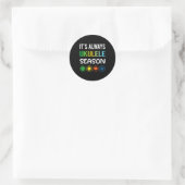 Sticker Rond Saison drôle Ukulele  (Sac)