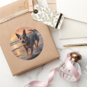 Sticker Rond Sandy Paws chien de bétail australien sur coucher