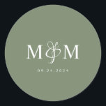 Sticker Rond Sceau d'enveloppe Mariage de Monogramme vert profo<br><div class="desc">Ajoutez une touche de sophistication et de charme personnel à votre correspondance mariage avec nos joints d'enveloppes de monogramme Deep Sage Green. Parfaits pour un thème de mariage moderne et élégant,  ces sceaux fournissent une touche de finition raffinée qui fera ressortir vos invitations.</div>