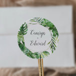 Sticker Rond Sceau d'enveloppe Mariage géométrique Sauvage Trop<br><div class="desc">Cette enveloppe mariage géométrique de palmier sauvage est parfaite pour un mariage à la plage ou à destination. Le design comprend un éventail exotique de feuilles de bananiers d'aquarelle verte, fougères, feuillage, plantes botaniques et verdure pour une sensation tropicale estivale. Personnalisez le étiquette avec les noms de la mariée et...</div>