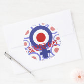 Sticker Rond Scooter Girl conception sur l'arrière - plan cible (Enveloppe)