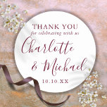 Sticker Rond Script de signature Bourgogne Favoriser le Merci<br><div class="desc">Symbole de mariage en Bourgogne merci l'autocollant rond classique avec des noms de style signature. Personnalisez avec vos informations de remerciement spéciales dans la typographie chic bordeaux. Conçu par Thisisnotme©</div>