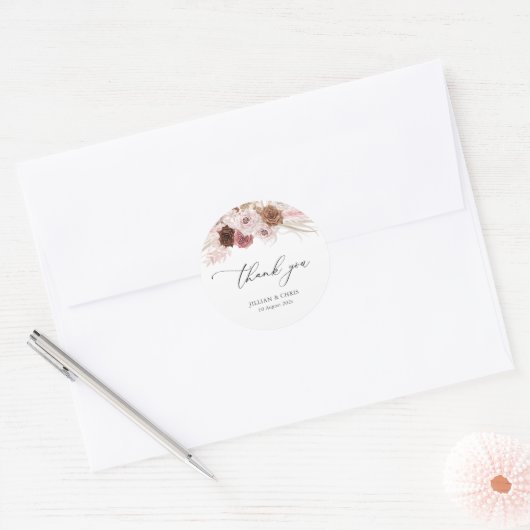Sticker Rond script tendance pampas dusty rose mariage (Enveloppe)
