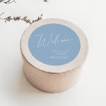 Sticker Rond Script Whimsical | Accueil Mariage bleu Dusty<br><div class="desc">Voici notre magnifique script lunatique | mariage bleu poussiéreux bienvenue autocollant rond classique parfait pour votre simple fête de printemps de boho moderne. Notre design élégant comprend une palette de couleurs vives et pastel avec un script de calligraphie vintage et chic. Que vous préfériez un style minimaliste ou classique, notre...</div>