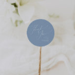 Sticker Rond Script Whimsical | Blue Merci Wedding Favor<br><div class="desc">Voici notre magnifique script lunatique | bleu merci mariage faveur classique collant rond parfait pour votre simple fête de printemps de boho moderne. Notre design élégant comprend une palette de couleurs vives et pastel avec un script de calligraphie vintage et chic. Que vous préfériez un style minimaliste ou classique, notre...</div>