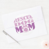 Sticker Rond Secourir maman chien (Enveloppe)