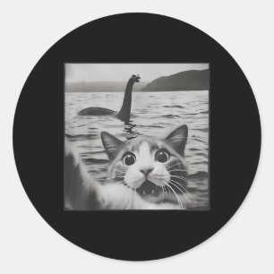 Sticker Rond Selfie Chat Avec Loin Ness Monster Funny Chats Hom