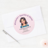 Sticker Rond Service De Nettoyage De Maison Femme Moderne Rose (Enveloppe)
