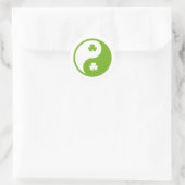 Sticker Rond shamrock irlandais ying et yang (Sac)