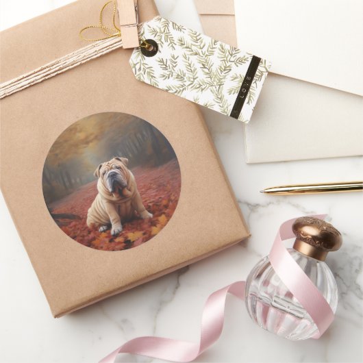 Sticker Rond Shar Pei dans l'automne Feuilles automne Inspire (Cadeaux)