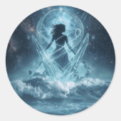 Sticker Rond She Who Rises from the Crystal Sea (Devant)