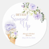 Sticker Rond She's Been Scooped Up (Purple) Custom (Devant)