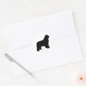 Sticker Rond silhouette de chien de Terre-Neuve (Enveloppe)