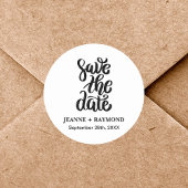 Sticker Rond Simple Élégant Script Wedding Enregistrer La Date