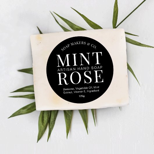 Sticker Rond Simple minimaliste savon noir ou produit de bain