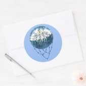 Sticker Rond Snowy Mountain Pine Tree Nature Adventure Extérieu (Enveloppe)