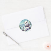 Sticker Rond "Snowy Panda Serenity" (Enveloppe)