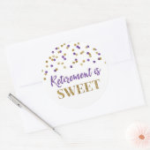 Sticker Rond Sombre violet or Confetti Retraite est doux (Enveloppe)