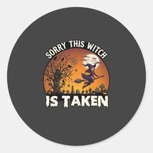 Sticker Rond Sorcière est prise Balai Arbre Cimetière Halloween