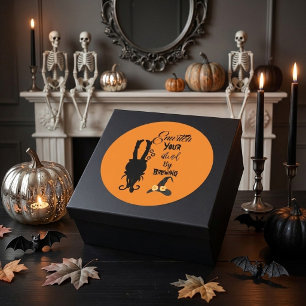 Sticker Rond Sorcière Méchante Chaudron à l'Envers Fête d'Hallo