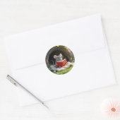 Sticker Rond Souris lisant un livre rouge sur une couverture (Enveloppe)