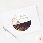 Sticker Rond Spirales Arc-En-Ciel Chic Sur Violet Profond (Enveloppe)