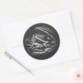 Sticker Rond Squelette de dragon — par BurnsInHell (Enveloppe)