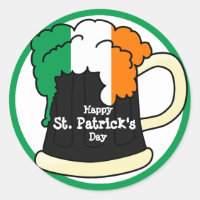 St. Patrick's Day Beer Mug avec mousse de drapeau