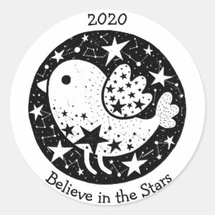 Sticker Rond Stars & Constellations Cute Bird Flying B/W