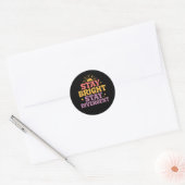 Sticker Rond Stay Bright, Stay Divergent (Enveloppe)
