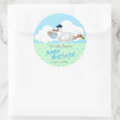 Sticker Rond Stork avec un mignon petit bébé garçon (Sac)