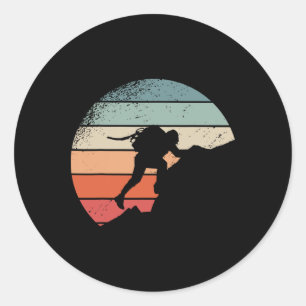 Sticker Rond Superbe grimpeur de rochers rétro montagnard rando