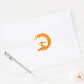 Sticker Rond Surfing d'orange et de blanc (Enveloppe)