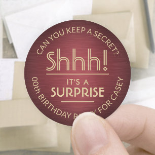 Sticker Rond Surprise fête d'anniversaire brossé Bourgogne et o