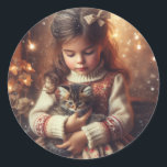 Sticker Rond Sweet Little Girl and Kitten Christmas<br><div class="desc">Mignons autocollants nostalgiques de Noël à l'ancienne. Une petite fille tenant un chaton lors d'une nuit d'hiver enneigée.</div>
