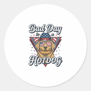 Sticker Rond T-shirt vintage à thème de hot-dog Retriever doré